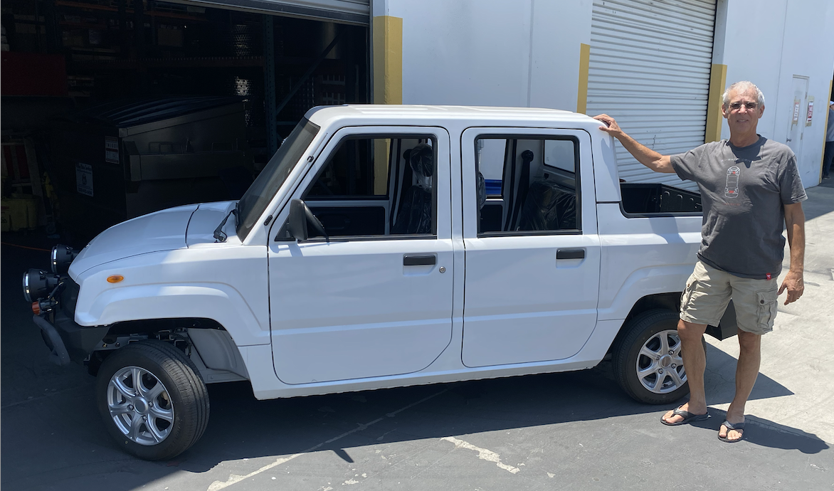 Four-door NEV pickup